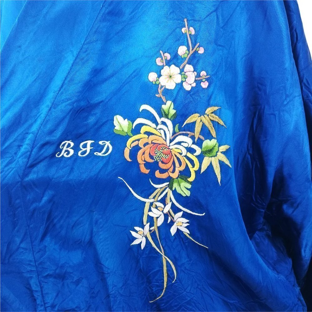Vintage Silky Kimono Robe Size XL Embroidered Flowers BJD Smoking Jacket Asian - Picture 3 of 12